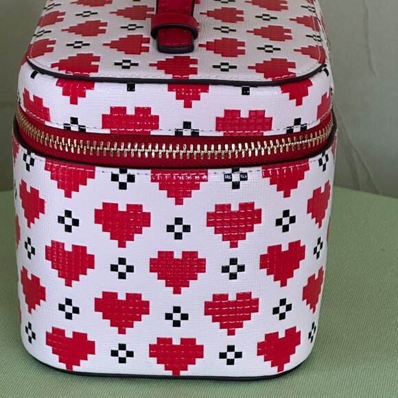 KATE SPADE DEVIN PIXEL HEARTS VANITY KIT MAKE-UP/TOILETRY CASE:NWT HEARTS - Picture 6 of 16